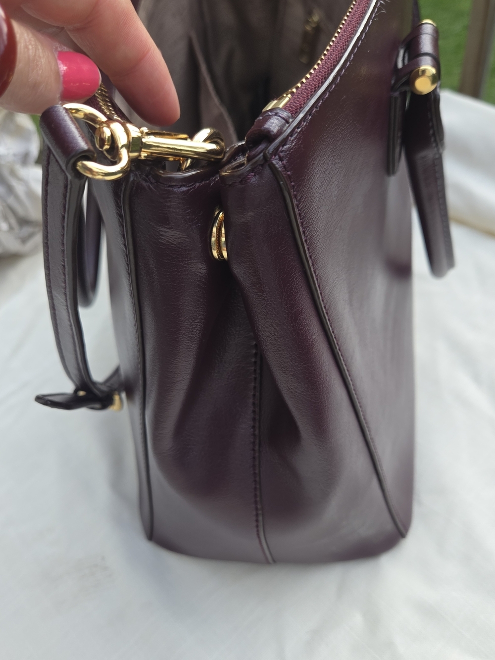 Lauren Ralph Lauren Burgundy Double Zip Leather Satchel with Gold Hardware - Picture 12 of 15
